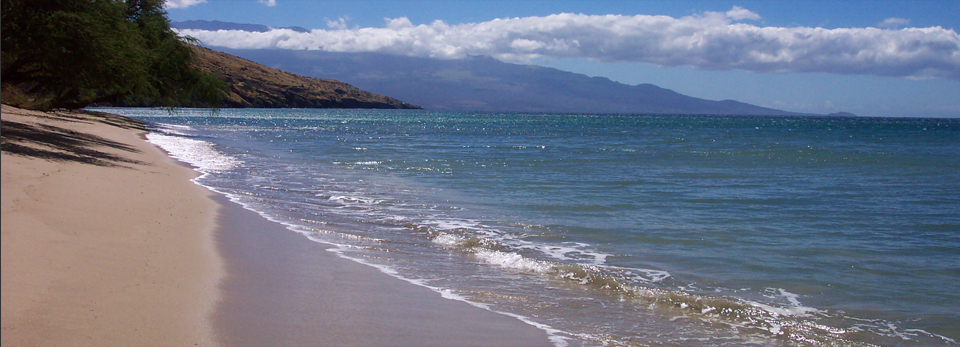Maui is the ideal location for scattering ashes in Hawaii 